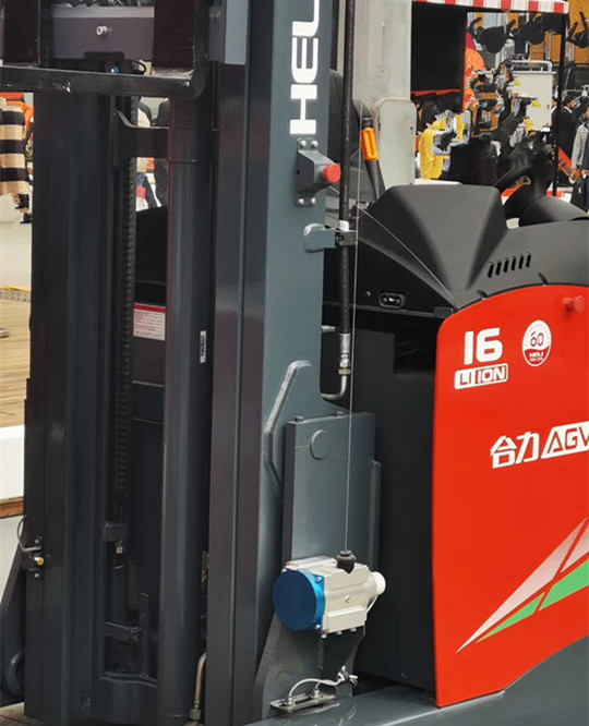 �����Kʽλ�Ƃ�������AGV��܇�İl(f��)չڅ��